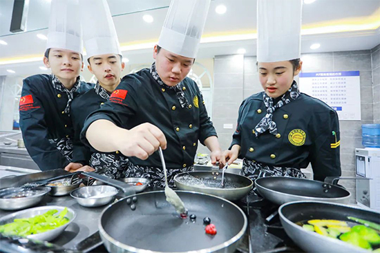如何让自己在西餐行业更具有竞争力？